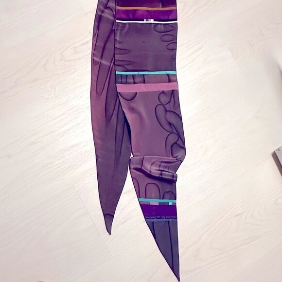 Hand painted silk scarf belt violets, blues, purple artist made signed DARA - Picture 2 of 6